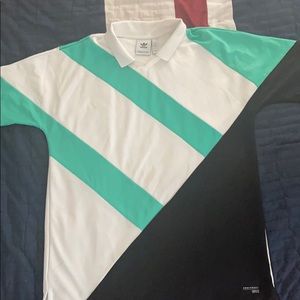 Adidas Equipment size Large